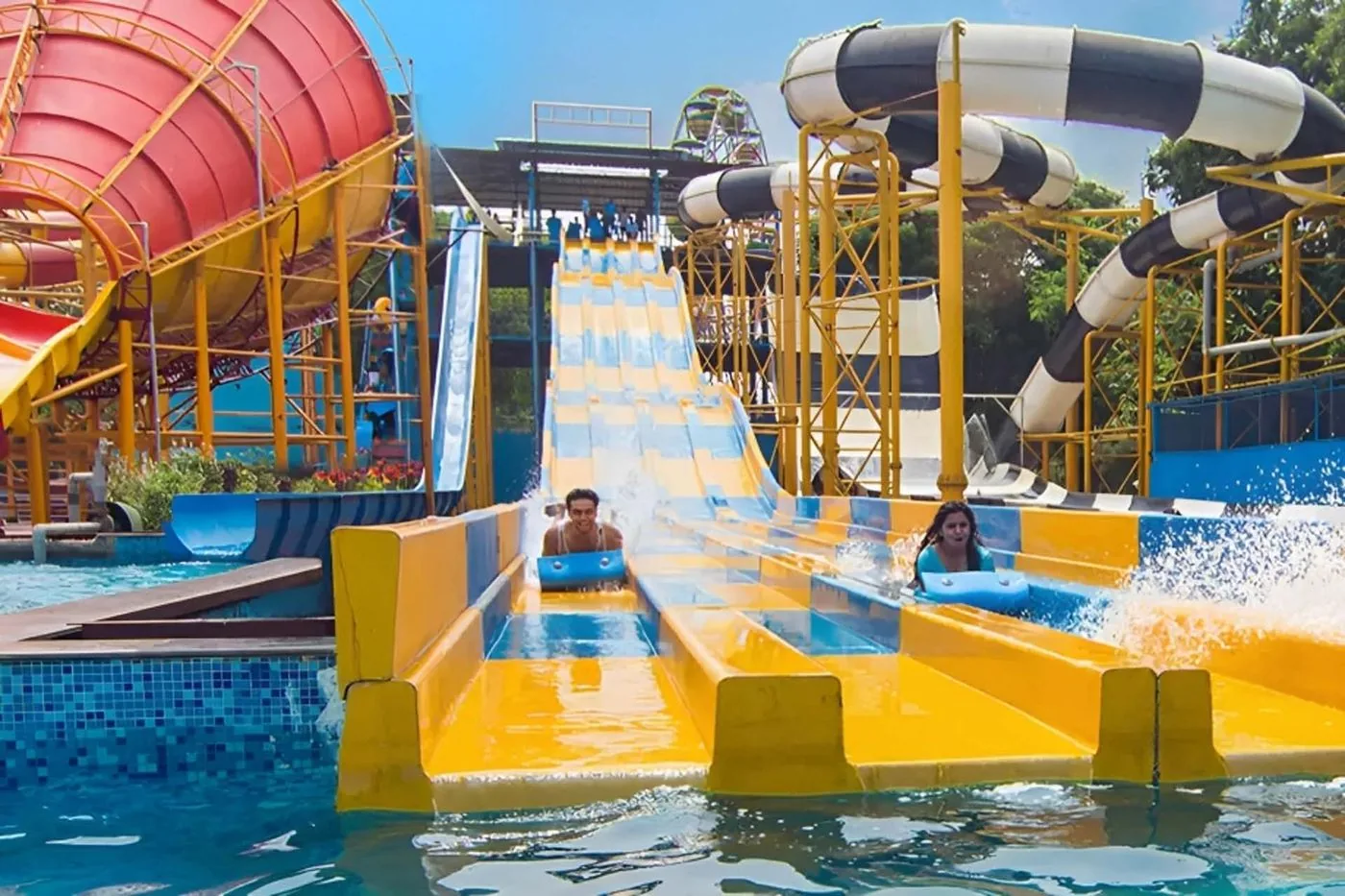 Water slides at Fun World, Bangalore